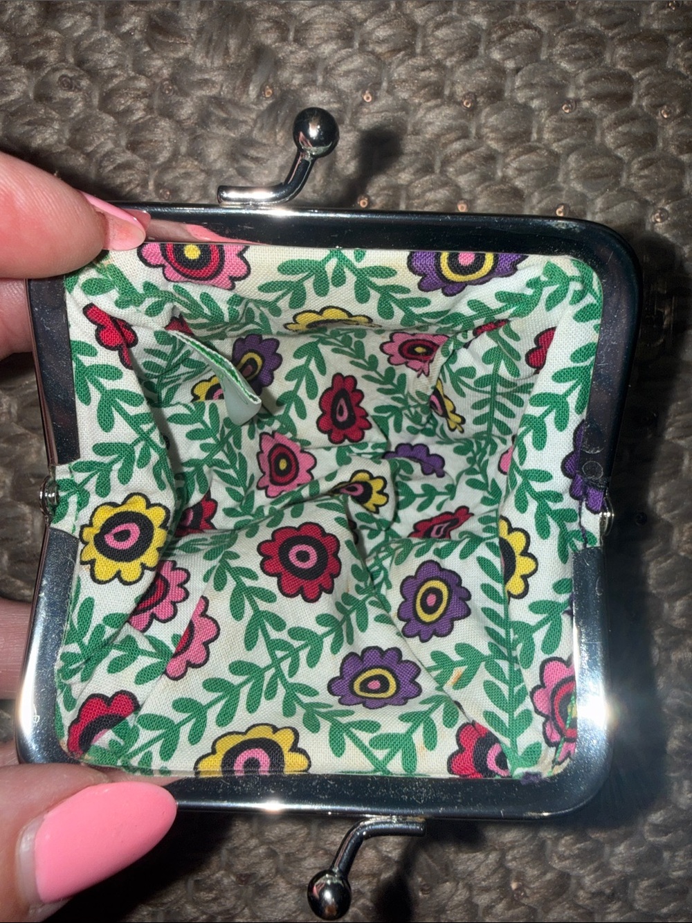 Vera Bradley Viva La Vera Pattern Mini Kiss Lock Change Purse - Picture 2 of 3